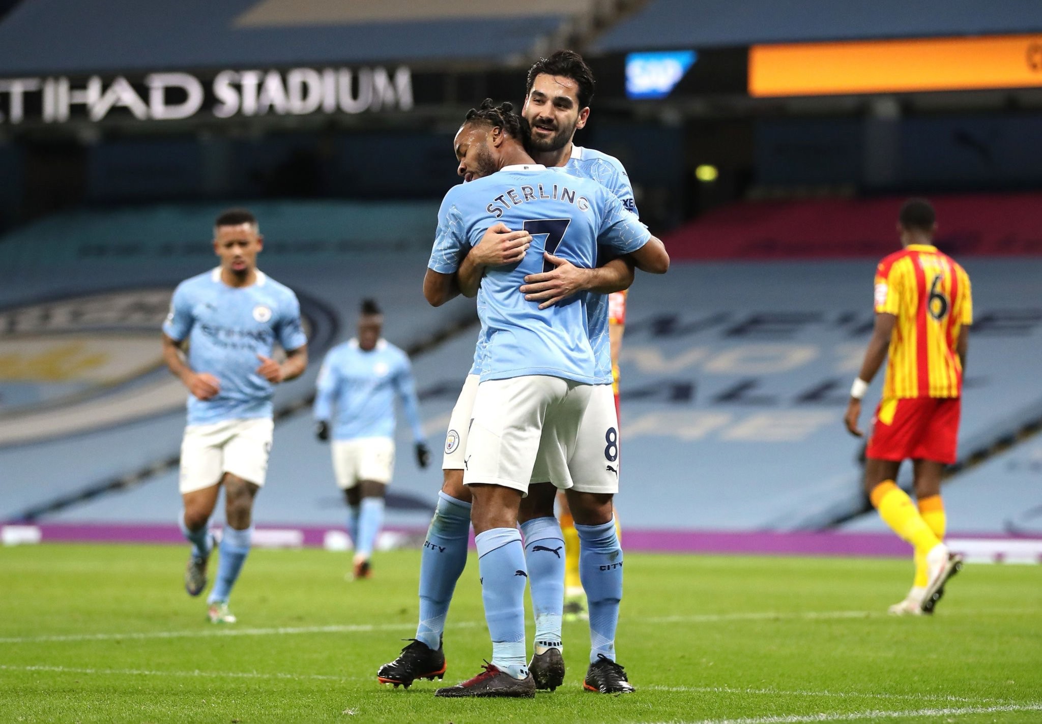 仅是对体能 仅是对体能